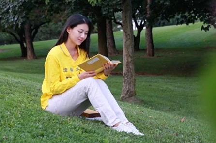 7 lợi ích sức khỏe của việc đọc sách mỗi ngày