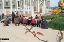 ĐCSTQ ép tôn giáo “đi theo đảng”, từ “Cơ đốc” bị viết tắt thành JD