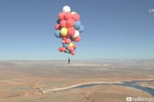 Ảo thuật gia Mỹ bay qua sa mạc bằng bóng bay ở độ cao 7.590m