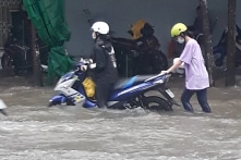 Cà Mau ngập trắng sau mưa lớn