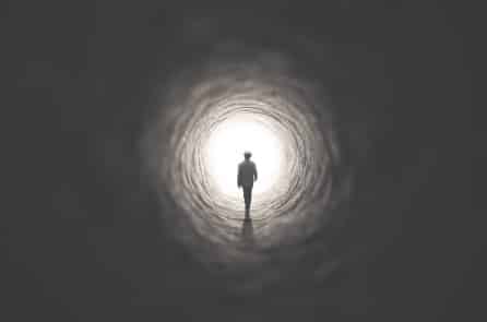 Nghiên cứu hàng ngàn trải nghiệm cận tử: Tinh thần con người độc lập với bộ não