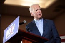 Ông Biden muốn tăng lương theo giờ, 2 triệu lao động có thể mất việc