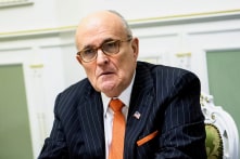 YouTube đình chỉ ông Giuliani vì “chính sách liêm chính trong bầu cử” và sử dụng nicotine
