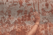 Bí ẩn hàng chục nghìn bức vẽ có niên đại 12.500 năm tuổi