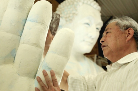 Bức tượng Đức Phật và chuyện đời của một nhà điêu khắc