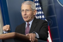 TS. Fauci: Hiện chưa cần thay đổi vắc-xin để đối phó với biến thể Omicron