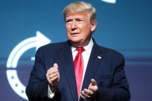 Ông Trump phát đi 3 tuyên bố liên tiếp chỉ trích ‘Truyền thông Tin giả’