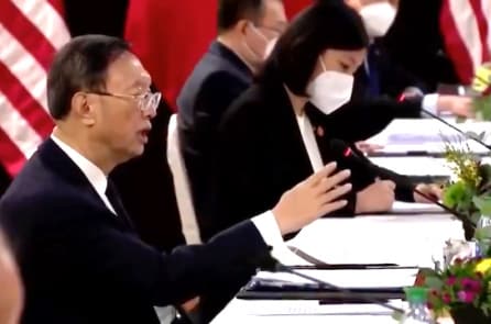 Blog: Mỹ không có tư cách dạy bảo Trung Quốc?