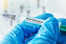Sát ngày tiêm chính thức tại Việt Nam, vắc-xin AstraZeneca vấp phải thông tin bất lợi từ Hàn Quốc