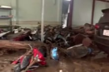 Lào Cai: Lũ ống trong đêm cuốn 3 người chết và mất tích