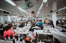 PMI Việt Nam phục hồi trong tháng 5, nhưng vẫn dưới ngưỡng 50