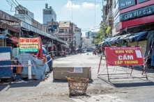 Miền Tây có thể ‘đóng cửa’, siêu thị quá tải, TP.HCM tính giải pháp ra sao?