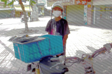 Giọt nước trong biển buồn Sài Gòn những ngày COVID