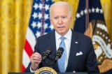 TT Biden nói về giá xăng: ‘Tôi không thể làm gì hơn. Trách nhiệm là của Nga’