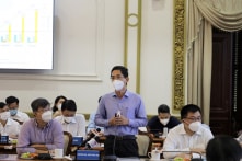 Phục hồi kinh tế TP.HCM: Cần hỗ trợ 25% lương tối thiểu vùng cho NLĐ; bớt chế tài cực đoan