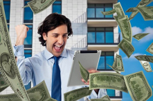 Người đàn ông trúng 2,4 triệu đô la sau khi bị vợ bắt mua xổ số
