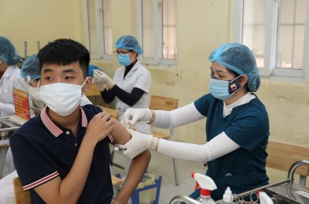 Tỉ lệ tử vong cao ở trẻ em và người lớn sau khi tiêm vắc-xin COVID-19