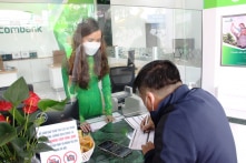 Các ngân hàng mua đồng EUR thấp hơn USD hôm 14/7