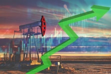 Giá nhiên liệu ở UK và EU tăng vọt khi Nga và Ukraine xung đột quân sự