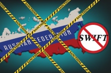 SWIFT chính thức loại 7 ngân hàng chủ chốt của Nga