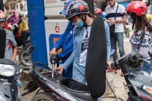 Chiến tranh Nga-Ukraine: Việt Nam gặp khó trong XK nông sản, giá xăng dầu ‘leo thang’…