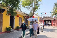 Số lượng lao động ngành du lịch Việt Nam sụt giảm khoảng 40% – 50%