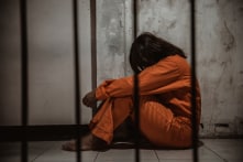 Người phụ nữ Mỹ đệ đơn kiện cảnh sát vì bị ngồi tù oan gần 2 tuần