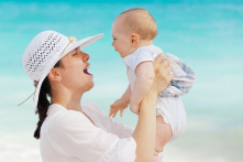 Kiếm cả hàng trăm triệu nhờ làm nghề đặt tên cho trẻ sơ sinh