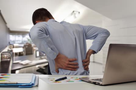 5 bài tập giúp giảm đau mỏi do ngồi lâu trong văn phòng