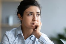 Chồng ngoại tình, nên ‘sửa chữa’ hay ‘từ bỏ’?