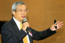 Chuyên gia: Ngoài USD, tất cả đều bị cuốn vào suy thoái giá trị