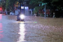 Mưa dông ở miền Bắc còn kéo dài đến khi nào?