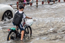 TP.HCM dự kiến tăng học phí mầm non, phổ thông lên mức trần 300.000 đồng/tháng