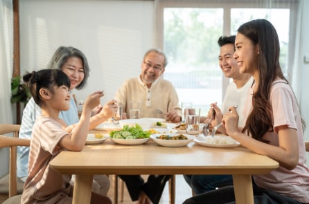Canada tăng thời gian lưu trú cho Siêu thị thực lên 5 năm mỗi lần nhập cảnh