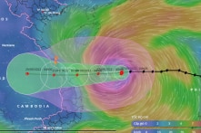 Tin khẩn: Bão số 4 lên cấp 14, tiếp tục mạnh thêm, tiến thẳng vào miền Trung