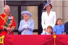 Hoàng tử bé Louis nói lời an ủi ấm áp với mẹ sau khi nghe tin Nữ hoàng Anh mất