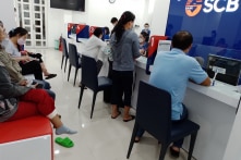 Ngân hàng bán bảo hiểm thu nghìn tỷ đồng, người dân tố bị lừa mua “tiết kiệm đầu tư”