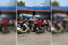 Xăng RON95 tăng giá lần thứ 4 liên tiếp, thêm hơn 1.100 đồng/lít