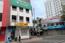 Ngân hàng giảm lãi suất tiết kiệm về khoảng 6% – 7%/năm