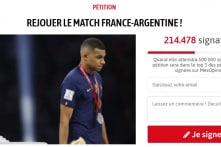 Thăm dò: Hơn 200.000 người yêu cầu đá lại trận chung kết World Cup 2022