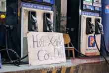 Chủ cây xăng thua lỗ, đóng cửa hàng loạt là do bị thao túng chiết khấu?
