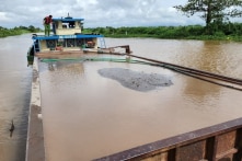 Mỗi năm, ĐBSCL mất 500ha đất do sạt lở