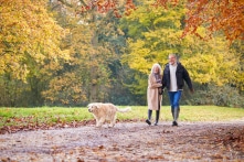 Cha mẹ dù thương con cũng gắng đừng làm 3 điều này 