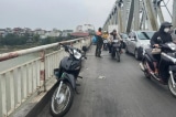 ha noi buon chuyen tinh cam nam sinh lop 9 nhay cau chuong duong tu tu