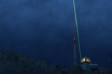 Thí nghiệm thành công phương án dùng laser dẫn sét