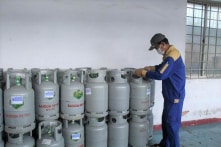 Giá gas giảm 18.000 đồng mỗi bình 12kg từ ngày 1/7
