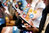 Thường dùng mạng xã hội sẽ ảnh hưởng phát triển bộ não thanh thiếu niên