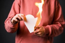Mối quan hệ bạn bè dù tốt đến đâu cũng nên tránh 5 điểm này
