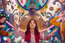 “Everything Everywhere All at Once” và những câu hỏi của thời đại chúng ta