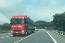 “Cao tốc” Cam Lộ – La Sơn: Không dải phân cách cứng, mỗi bên 1 làn đường